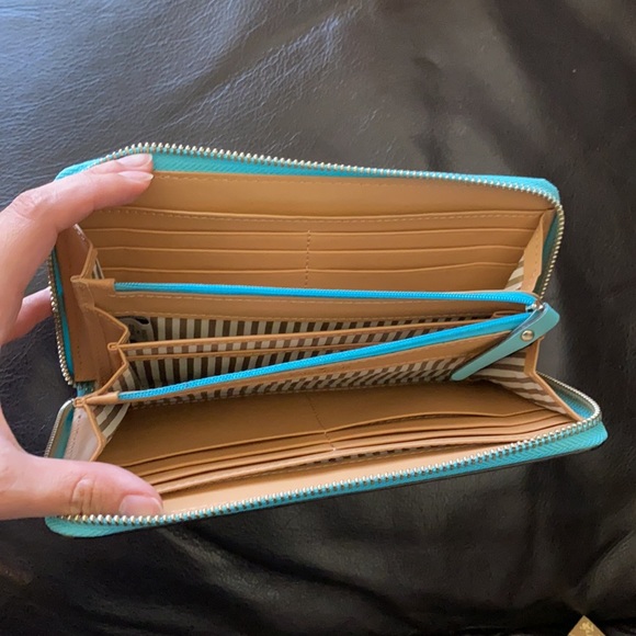 Brand New Kate Spade Wallet - Picture 5 of 6